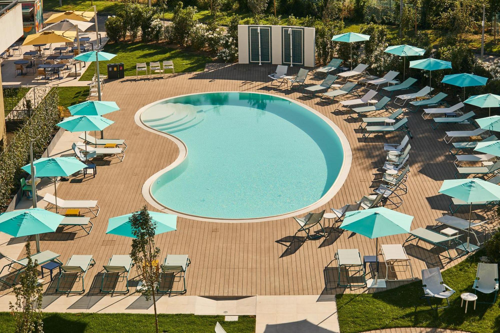 Hotel Quark